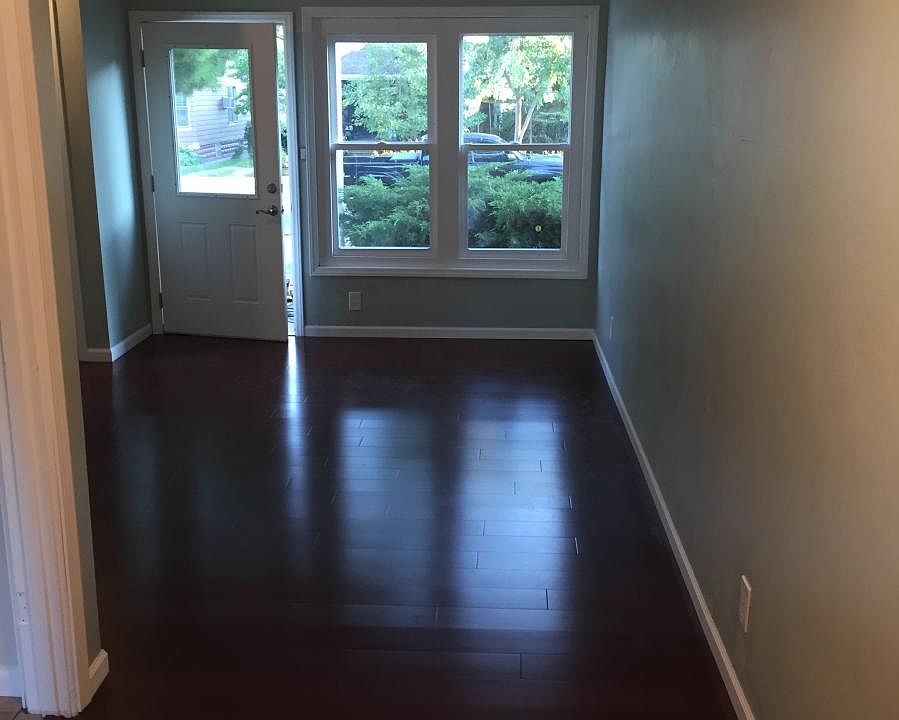 1st image of 905 Wisconsin Ave #905