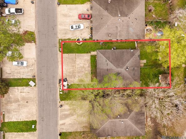 baton-rouge-louisiana-2052979668 picture