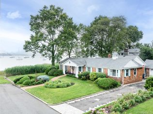 21 Secor Dr, Port Washington, NY 11050