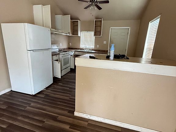 3rd image of 1120 Rich Ave Unit A