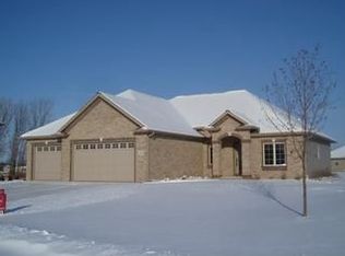 1120 Lansdale Ln, De Pere, WI 54115