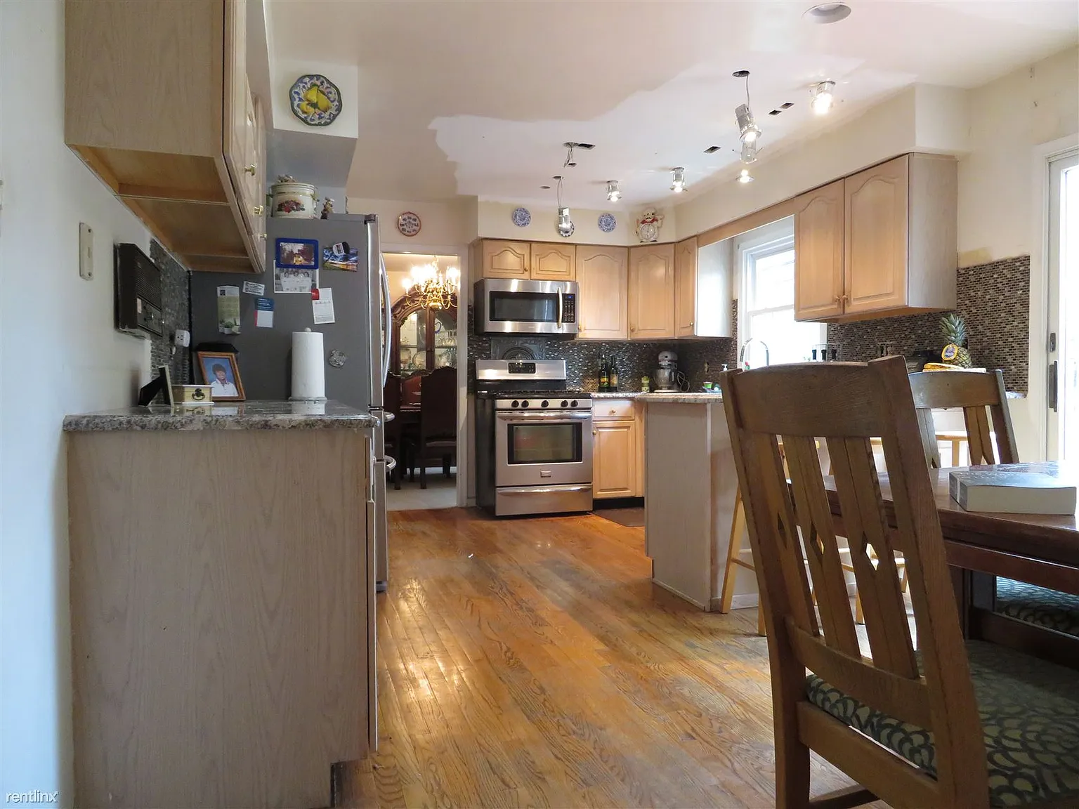 32 Westbury Dr photo 1