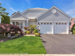 6 Orleans Dr, Manchester, NJ 08759