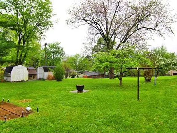 2nd image of 1331 Perryville Rd