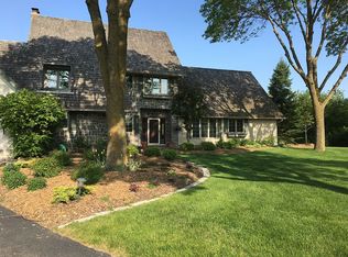 19710 Sweetwater Curv, Shorewood, MN 55331