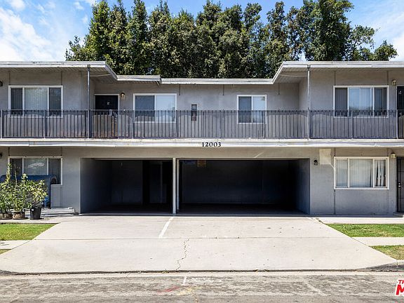3rd image of 12003 Berendo Ave