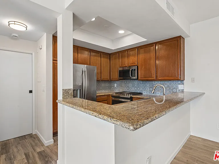 8707 Falmouth Ave #221 — Photo 9