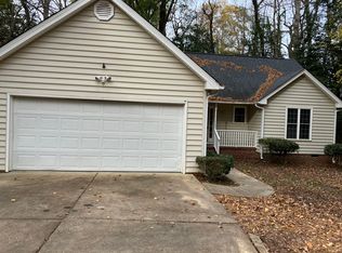 301 Dickens Rd, Fuquay Varina, NC 27526