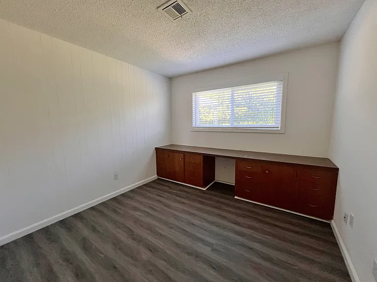 7312 Volta Ct — Photo 25