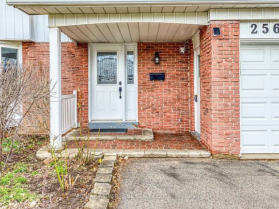 3rd image of 2565 Windjammer Rd