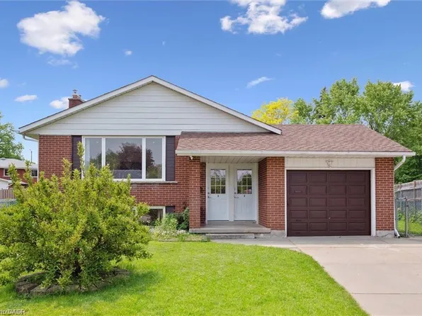 11 Van Horne Pl, Kitchener, ON N2P 1J8