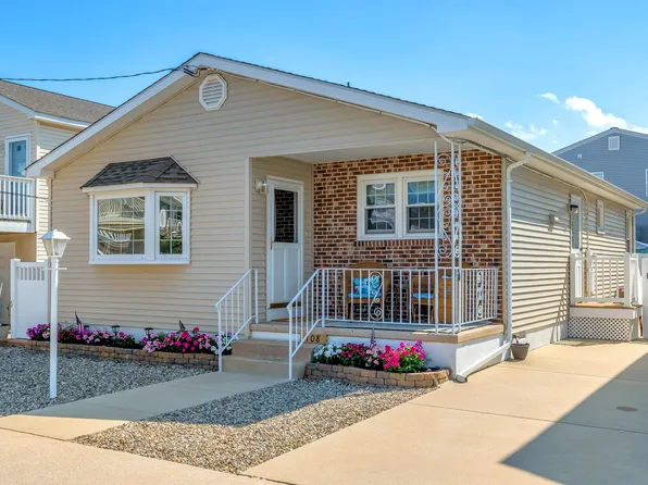 108 W Syracuse Ave, Wildwood Crest, NJ 08260