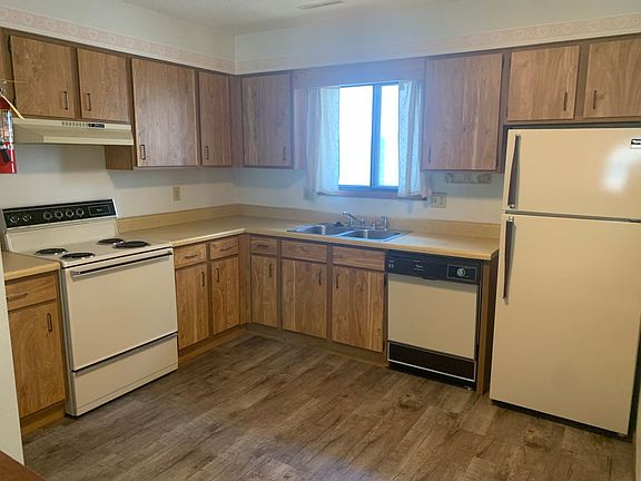 4th image of 939 Boston Way APT 4