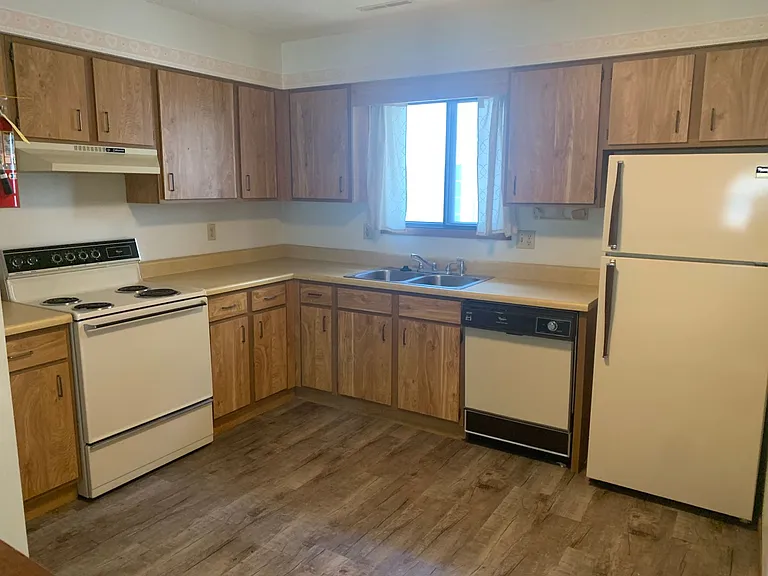 939 Boston Way — Photo 4