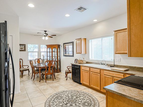 4th image of 26121 W Tonto Ln