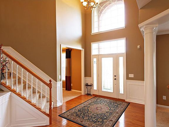 4th image of 6835 Woodhaven Pl