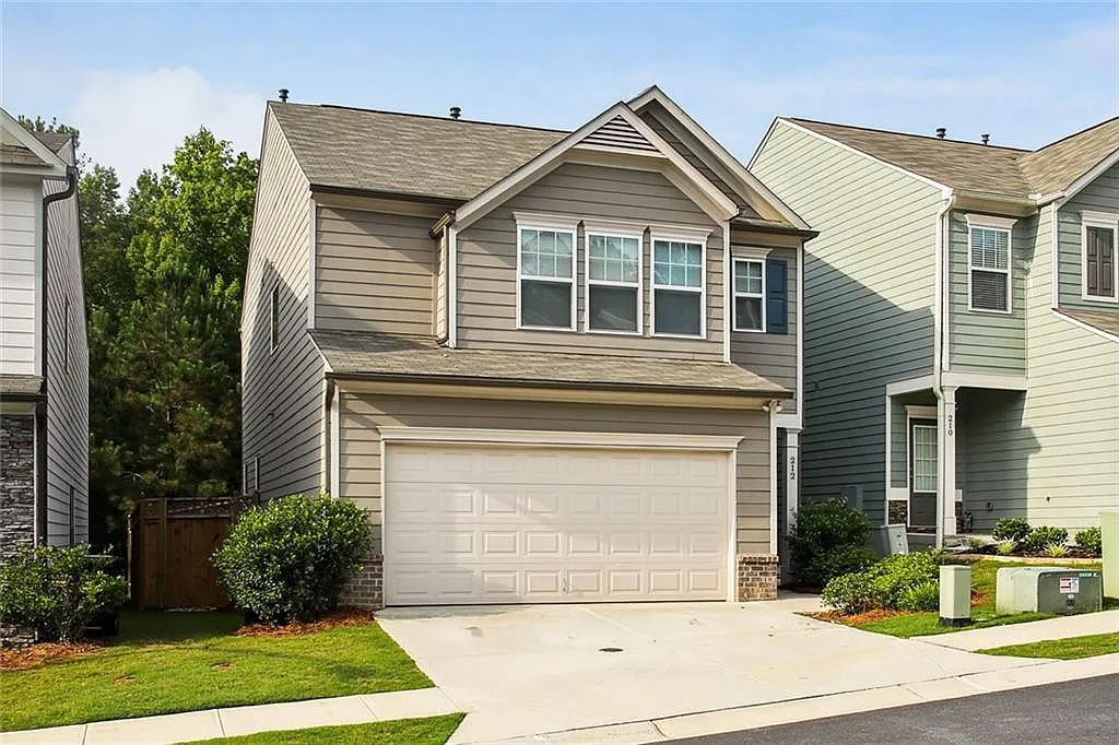 3 bed, 2.5 bath, 1905 sqft, $2,225 — Photo 1