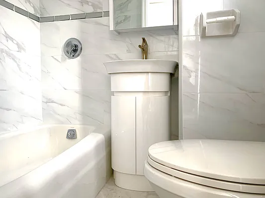 Rented by Brown Harris Stevens | media 28