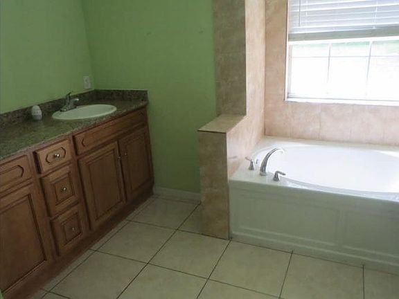 2nd image of 9019 Jeanine Ln