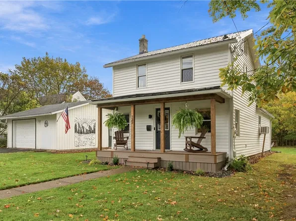 125 Walnut St, Penn Yan, NY 14527