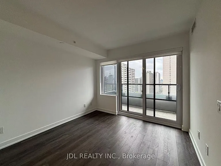 609 Sherbourne St #1611 — Photo 5