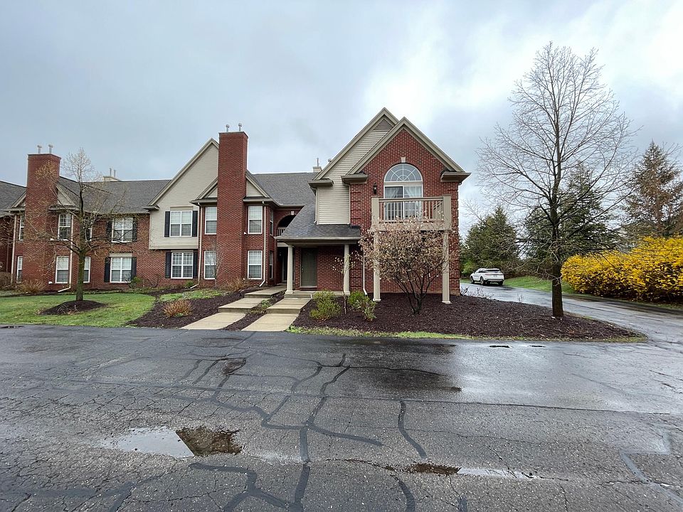1st image of 28259 Carlton Way Dr
