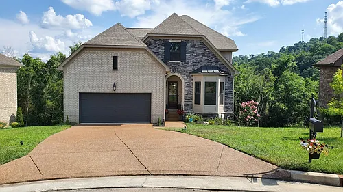 837 Woodland Way Photo 1