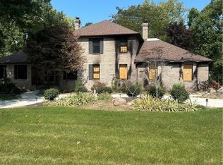 6707 Springview Dr, Independence, OH 44131