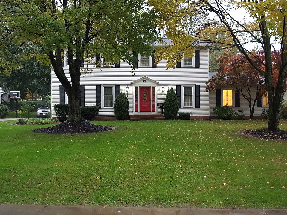 1st image of 119 Parmelee Dr