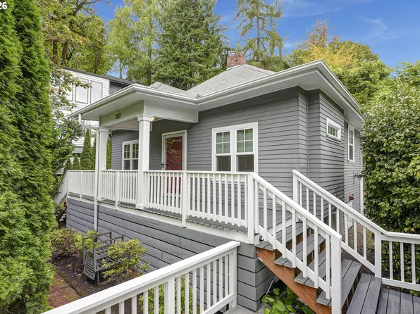 1617 SW Broadway Dr, Portland, OR 97201