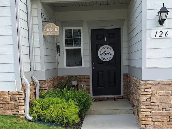 126 Townsend Ave, Shelbyville, TN 37160