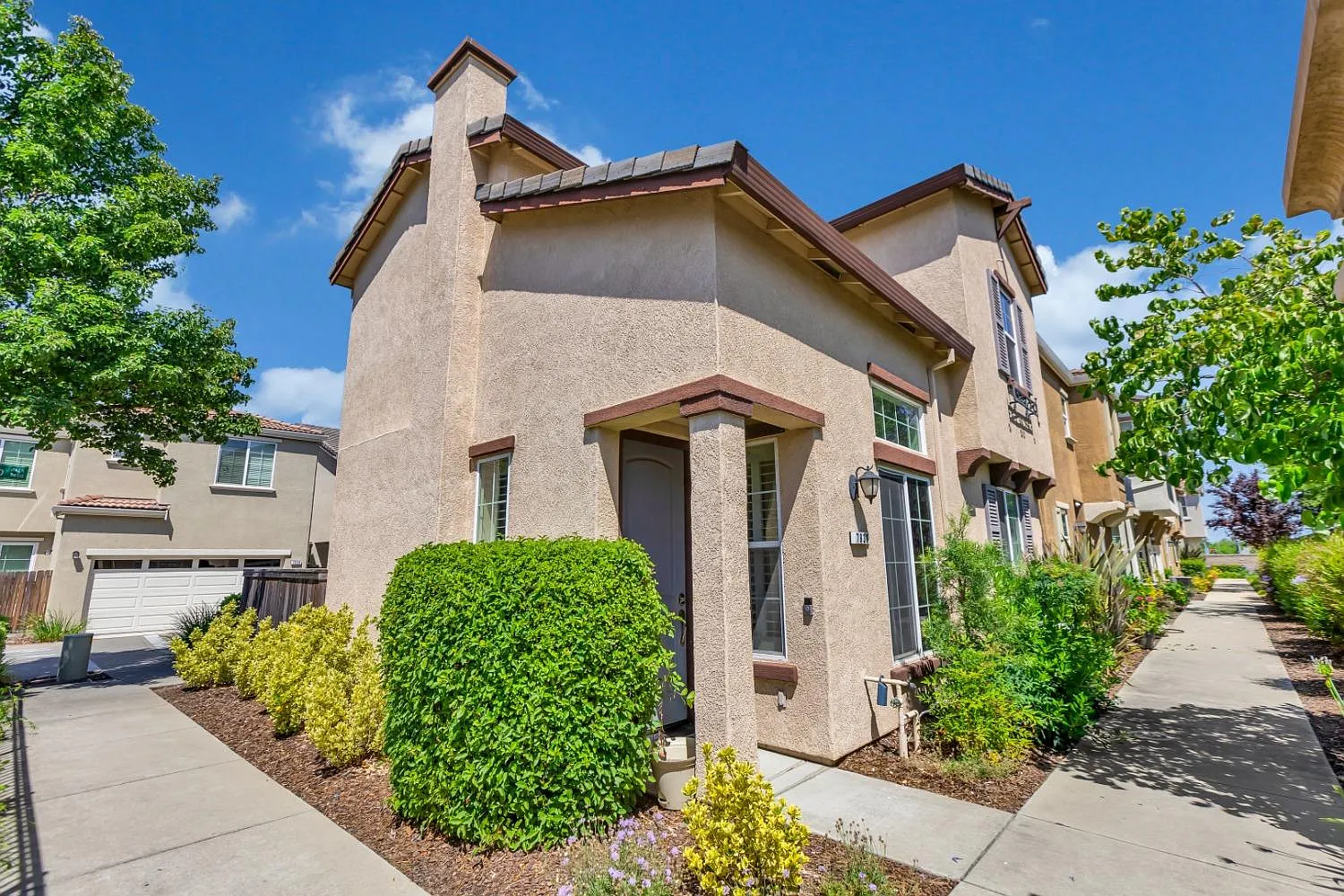 7836 Abramo Walk photo 1
