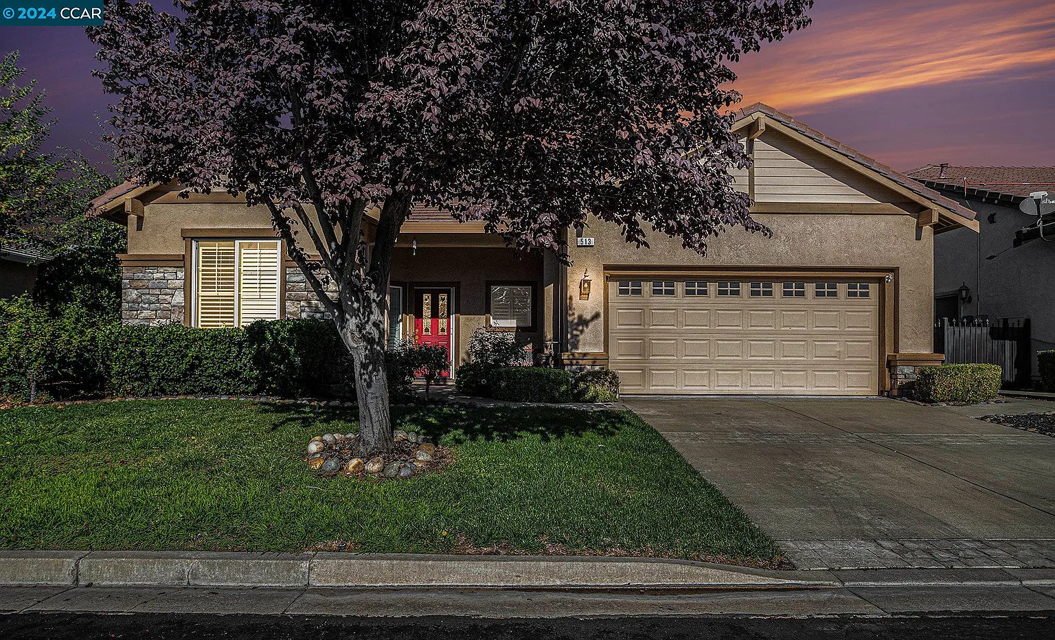 513 Encore Way photo 1