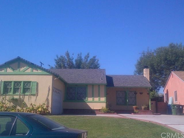 2nd image of 20236 Archwood St