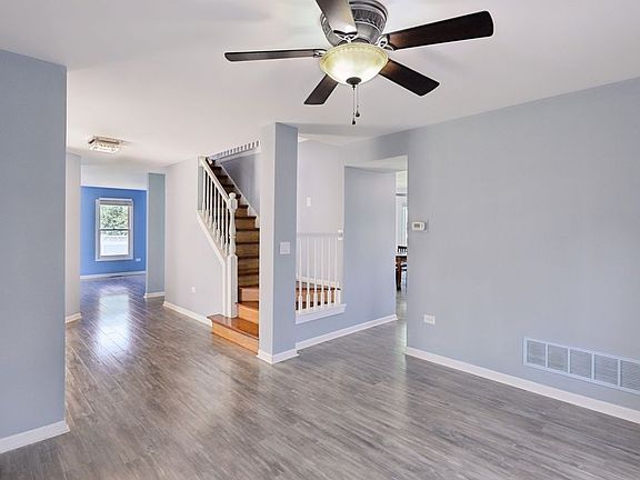 3rd image of 6 Boulder Ridge Ct