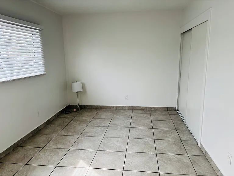 9204 Sepulveda Blvd #8 — Photo 7