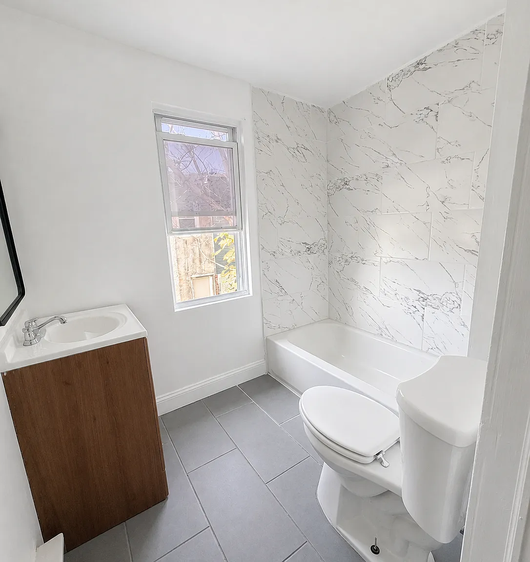 2 bed, 1036 sqft, $1,100 — Photo 3
