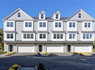 3 The Pointe #3, Pt Chester, NY 10573