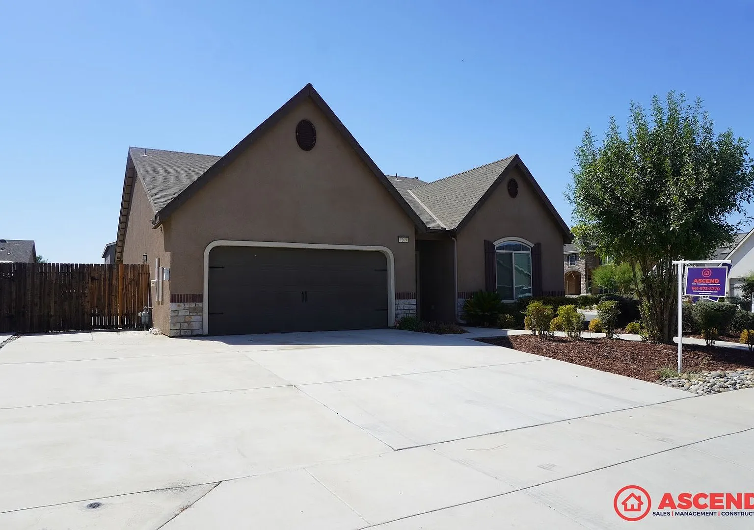 Move-In Special: $500 Off First Month! Stunning 3BR/2BA Corner-Lot Home with Solar & Modern Kitch... — Photo 1