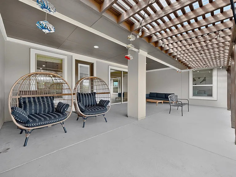3904 Piana Pl — Photo 29