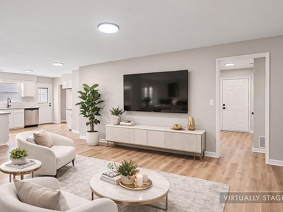 5th image of 305 Reynolds Ave