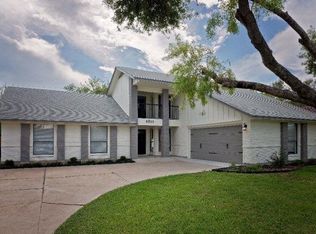 1011 Westwood St, Victoria, TX 77901