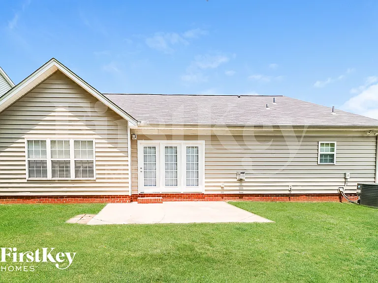 103 Tilton Dr — Photo 14