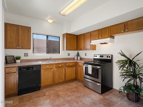 3rd image of 3597 W Ironwood Meadows Pl
