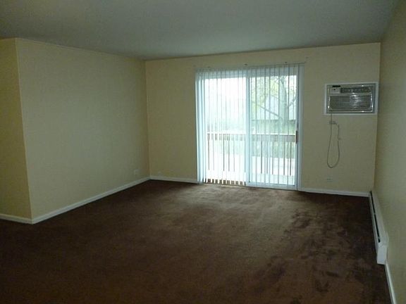 5th image of 108 Drew Ln APT 5