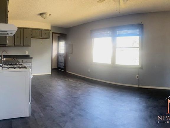 4th image of 2702 N 8th St