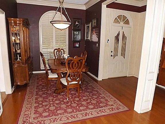 2nd image of 333 Plantation Dr