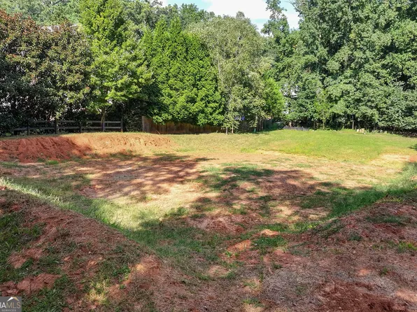 383 Westside Dr, Roswell, GA 30075