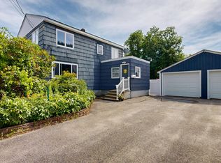 45 Hazelhurst St, Auburn, ME 04210