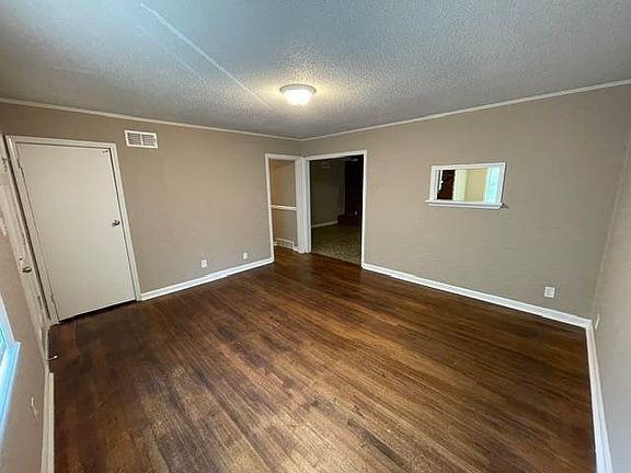 4th image of 3270 Frayser View Dr